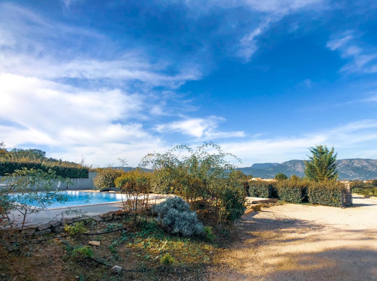 Villas De La Ferme Du Gros Noyer มาโลแซน ภายนอก รูปภาพ